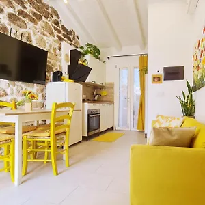 Ferienhaus Lo Stazzo Della Dottoressa, Enas